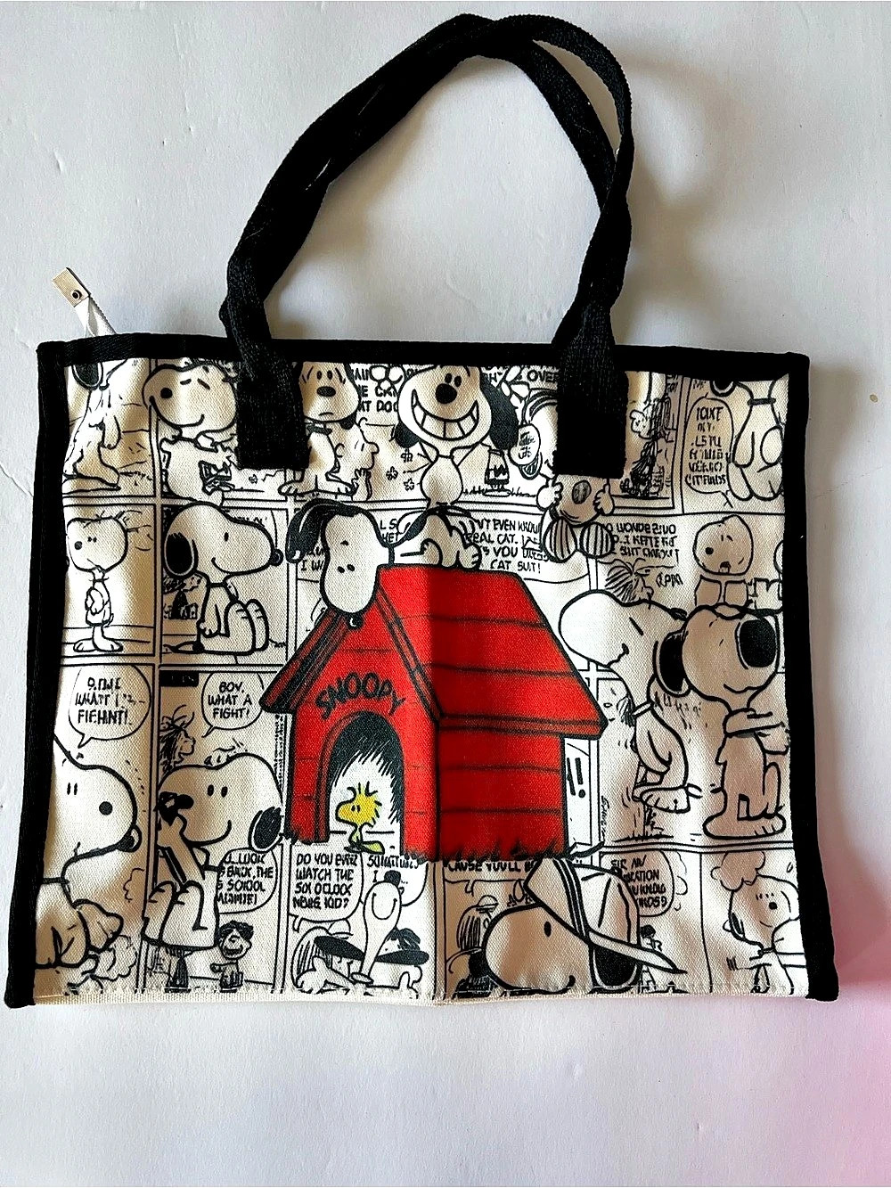 Peanuts Snoopy Comic Print Tote in White & Black